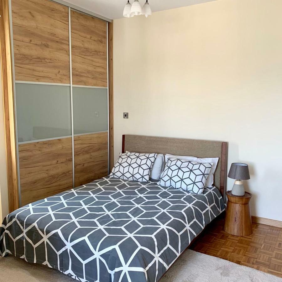 Modern 2 Bed Room Large Apartment Nikozja Zewnętrze zdjęcie